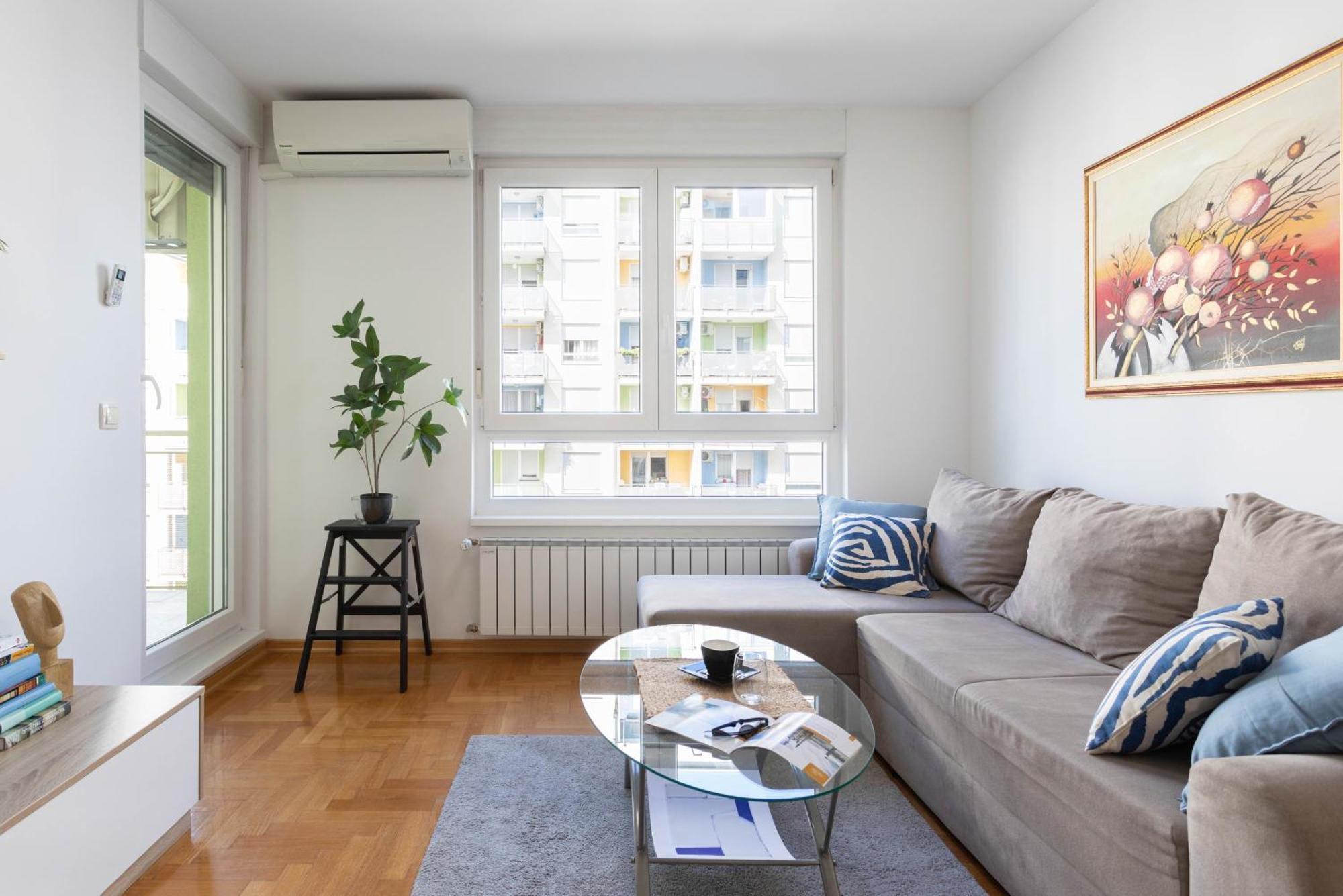 شقة Sunny 1Bdr With Balcony & Parking زغرب المظهر الخارجي الصورة