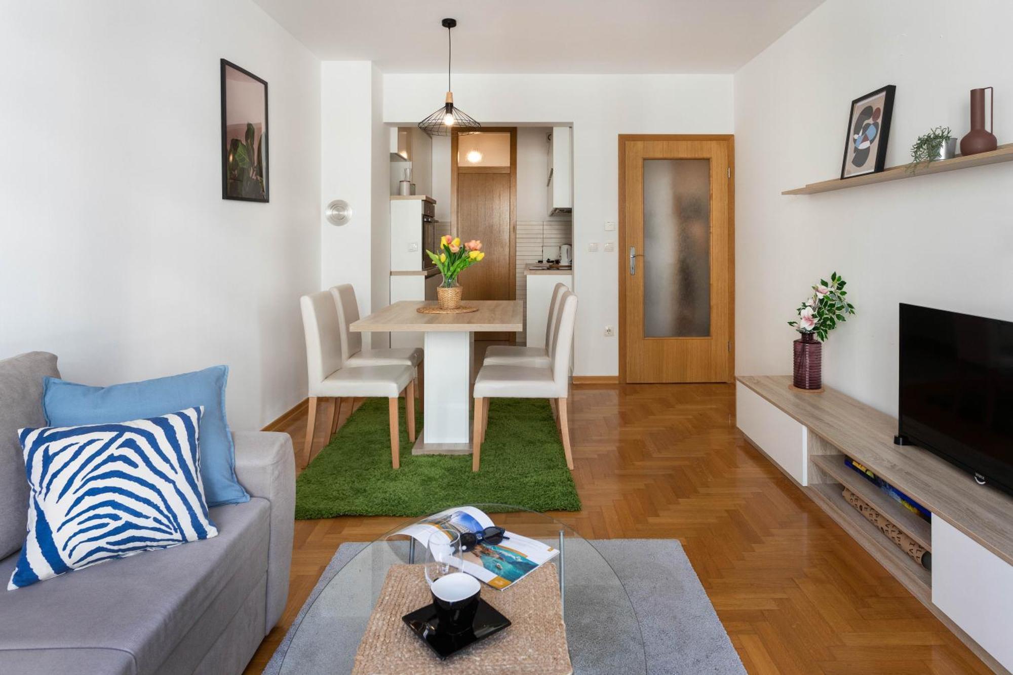 شقة Sunny 1Bdr With Balcony & Parking زغرب المظهر الخارجي الصورة